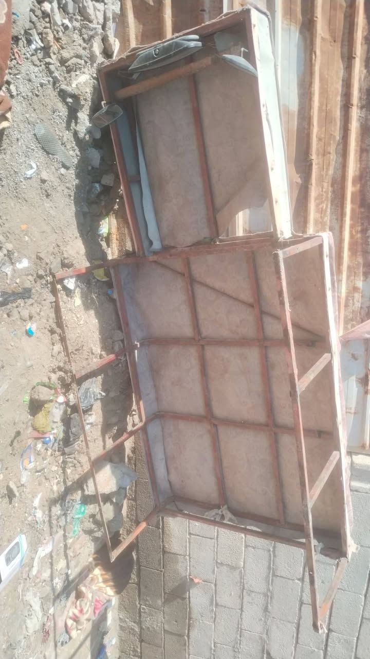 سلام عليكم قمريه للبيع كامله تعال وشد سعر 70 العنوان بصره ابو الخصيب الرقم ***********. شراي يتصل
