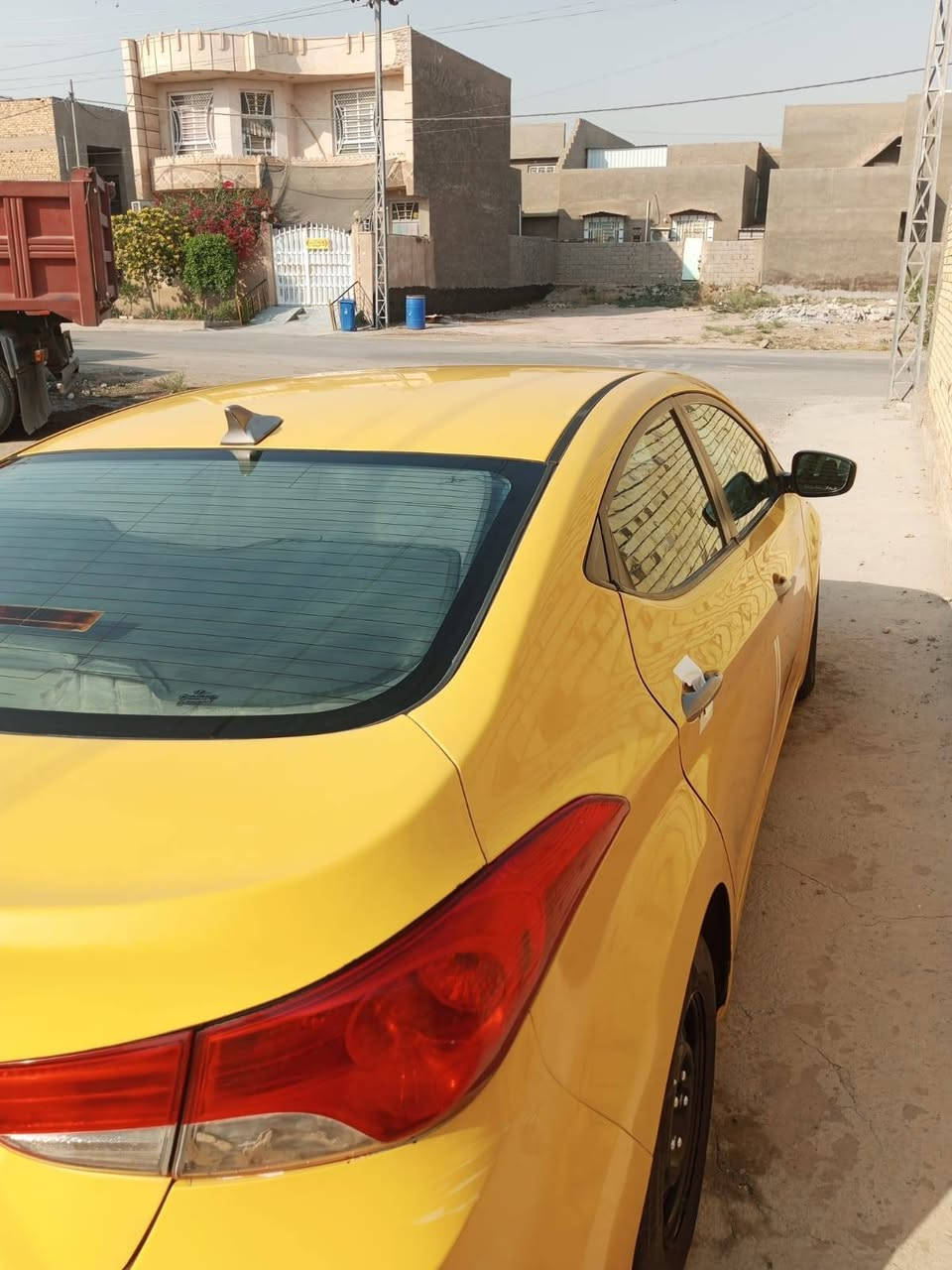 السلام عليكم النترا 13 امريكي حادث قبق جنطه بامريكا وبيه خشم بنيد هنا بالعراق سياره جاهزة مكينه كير نظيفات حداديه 80 بالميه دوشمه ارضيه وكشن 98وبيه مجال بسيط ***********9
جماعة ال88 لاتخابر  مكاني حله
