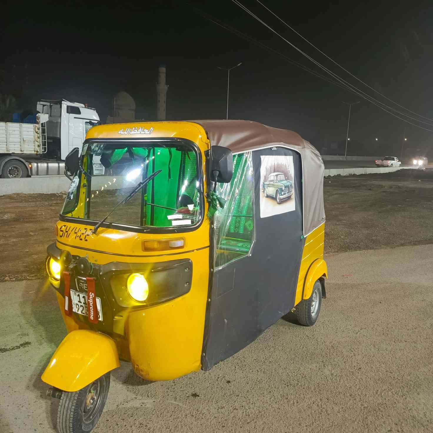 السلام عليكم تكتك باجاج للبيع موديل 2016 محدثه 2019 سنويا جديدة تسقط 2030 تحويل ثاني يوم العنوان بغداد  السعر 5مليون وبيها مجال للشراي ***********
