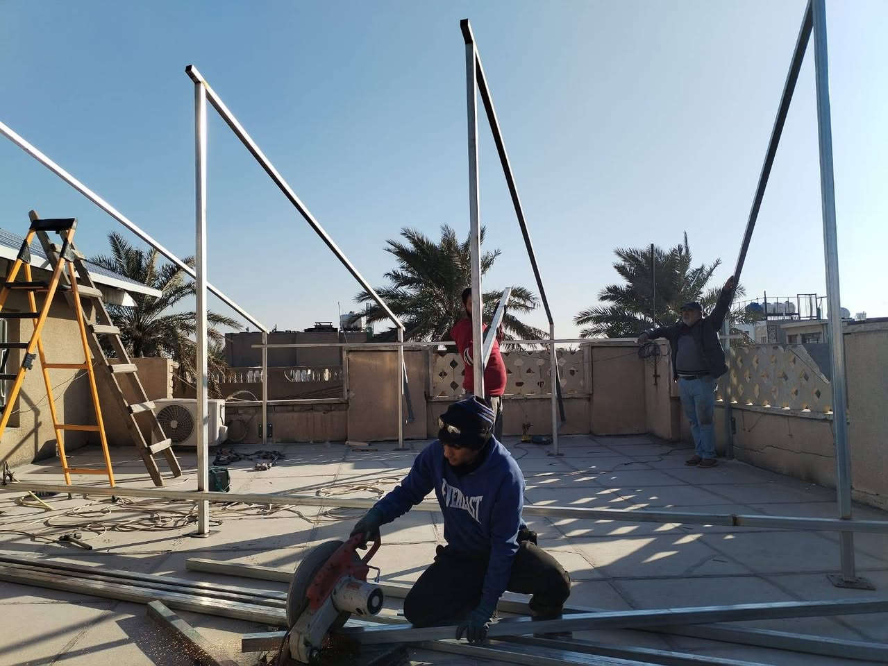 كادر هندسي متخصص في تنصيب منظومات الطاقه الشمسيه تواصل على واتساب
***********
