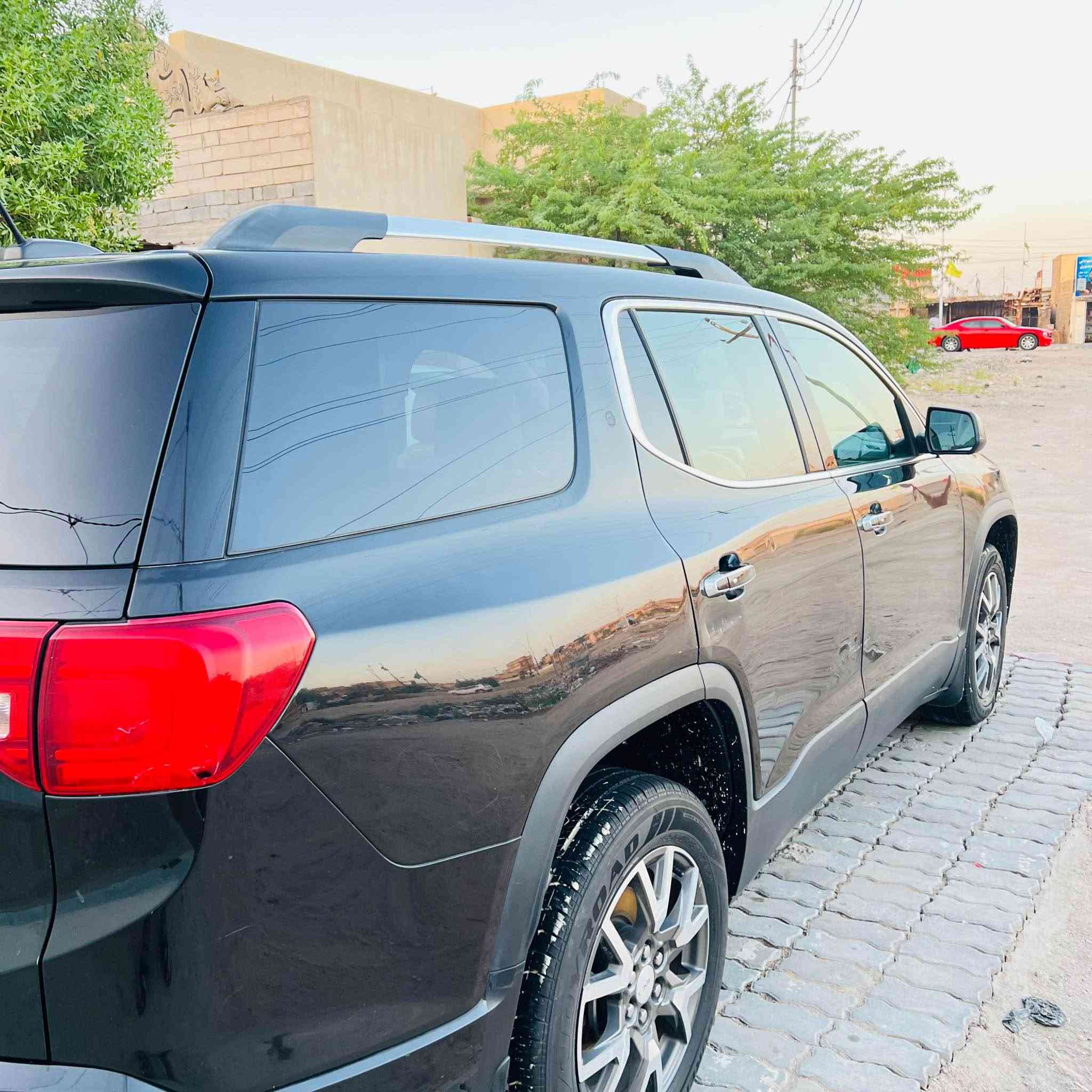 جمسي اكاديا موديل ٢٠١٨
فول مواصفات 
رقم بصره بسمي
وارد امريكي
مكينه ٦ استندر 
حادث جاملغ مبدل 
سياحي ٧ راكب
طخم تاير جديد 
تبريد ٣ قطع 
السعر ١٥٠ وبيهه مجال قليل 
*********** البصرة, العراق
