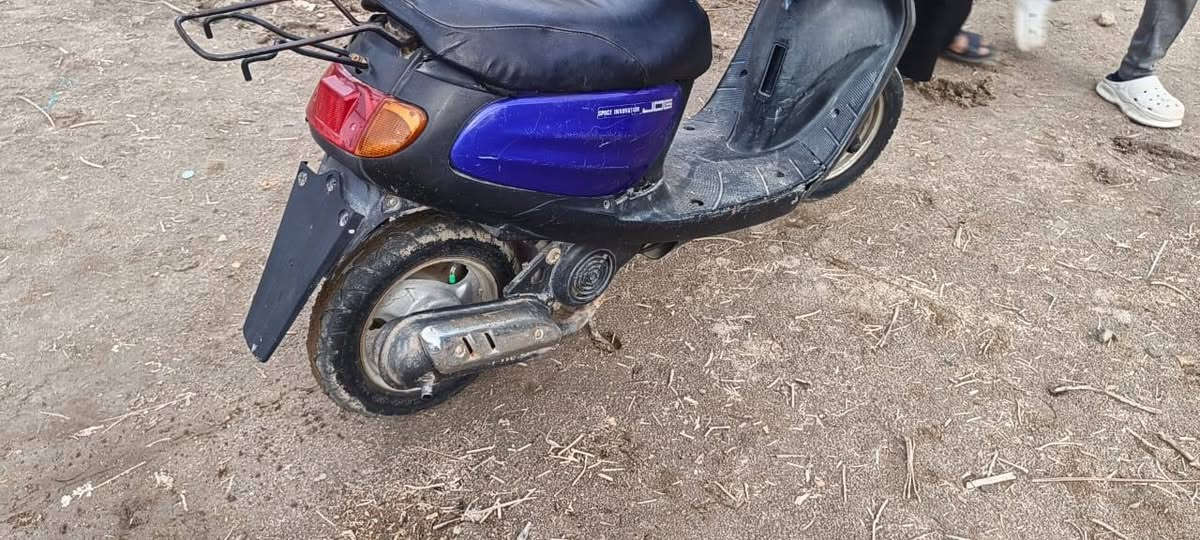 دراجه منغولي شغاله سلف هندر..لايت بك اليت هورن كله شغال سعرها 200 الف .. مكاني بين  السوك او الكرمه بالنزله مالت سيد رحمه..مكلف بالنشر..***********
