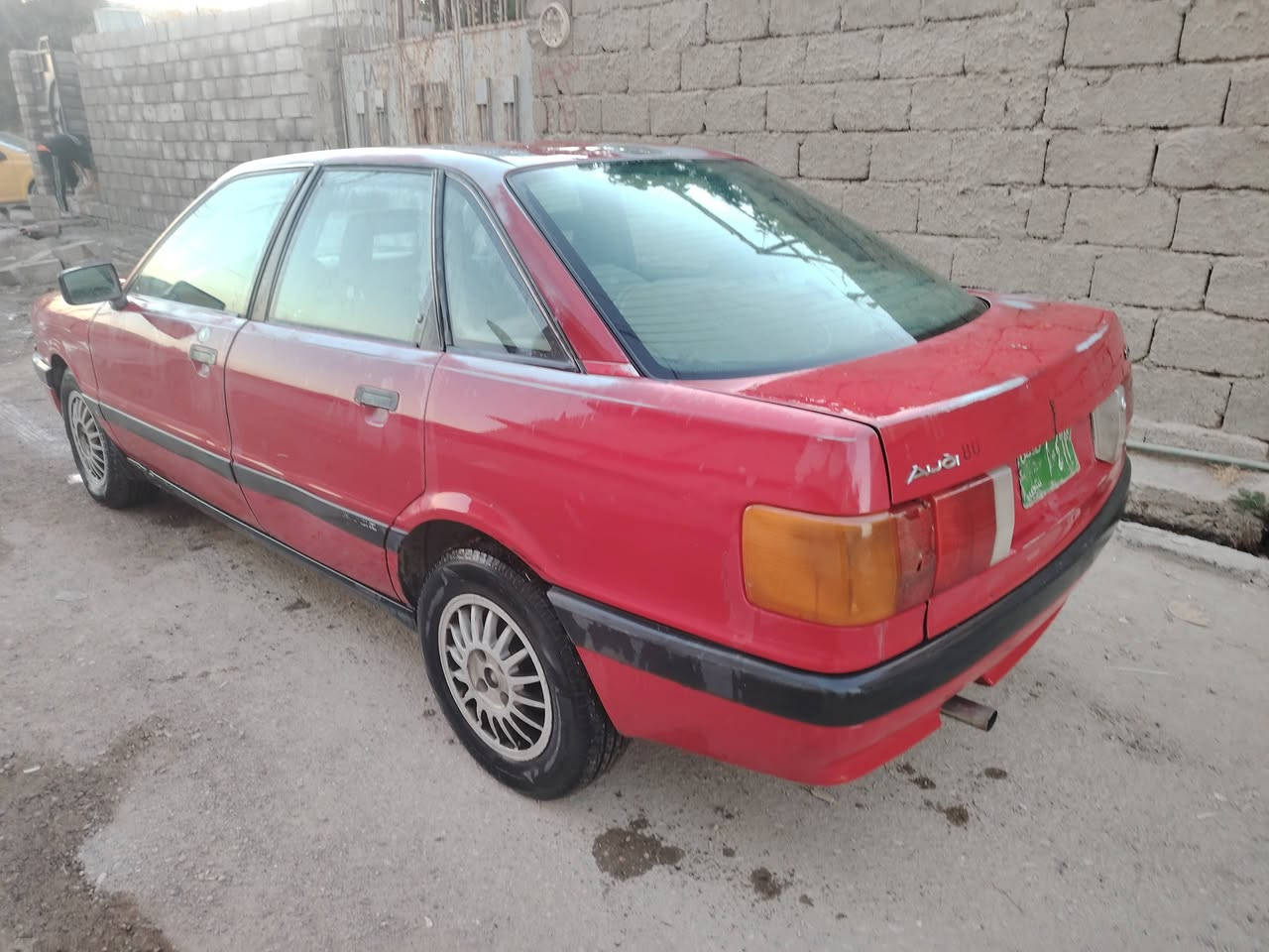 السلام عليكم
اودي للبيع بيها وكاله على وكالة
يعني بدون تحويل
السعر ١٠ ورقات
اي استفسار 
هذا رقمي
***********
