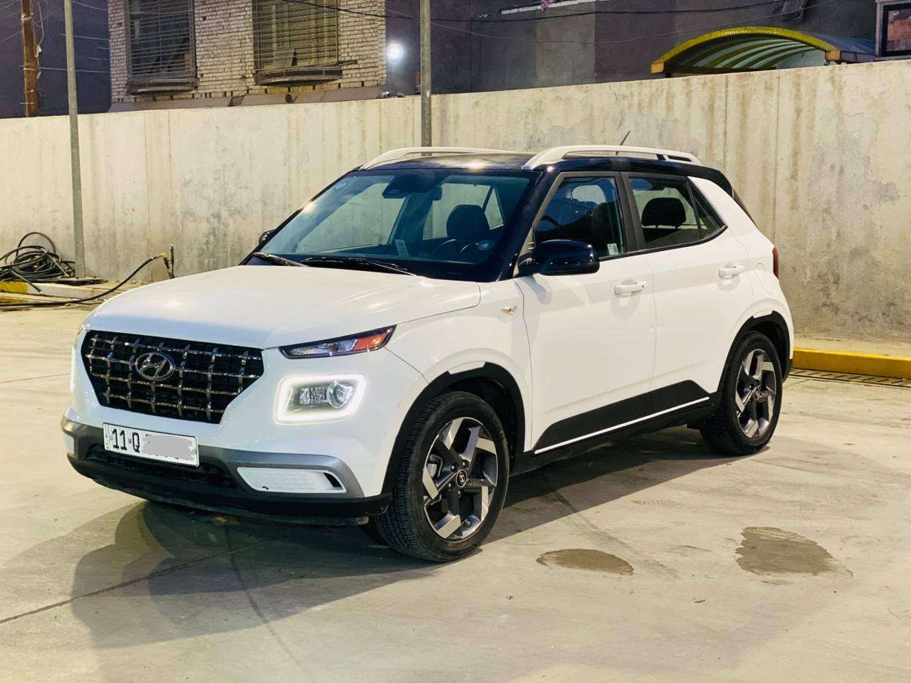 هونداي فينو  24 سعر 138  بي مجال.           مرقم بغداد بسمي فول موصفات  
بدون صبغ تبديل بندي نفس الون.                   شواصي الغود مكفوله بدون دواخل  
☑️محرك دوش ماشيه 19 ميل  
☑️بصمة تشغيل+أبواب                                   الد امامي خلفي. زنوان بلادي 
☑️شاشة ايباد كبيرة تدعم كار بلي +gps
☑️كاميرا دواره
☑️3 انضمة قيادة
☑️نقاط عمياء بالمرايه 
☑️تبريد شاشة + شاحنة والير ليس. 
🦼كشن تطريز جلد بلاد الدشبول مطعم ابيض 
☑️رادار خلفي
☑️فول تحكم استيرن
☑️تحديد مسار تنبهك عند الخروج عن المسار توقف ذاتي
☑️حساس تايرات
 ☑️ويل كب 
☑️شاشه لتحديد العطلات 
مكان السيارة بغداد بلديات  
سونار وصور حادث موجوده اي استفسار واتساب ***********
