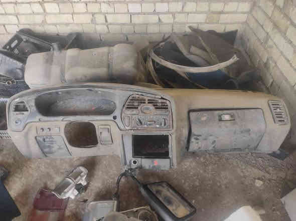 السلام عليكم 
دشبول برنس نضيف
وجامه خلفيه نضيفه
وتنتهي قماره نضيفه
مكان الاغراض واسط الزبيديه
***********
