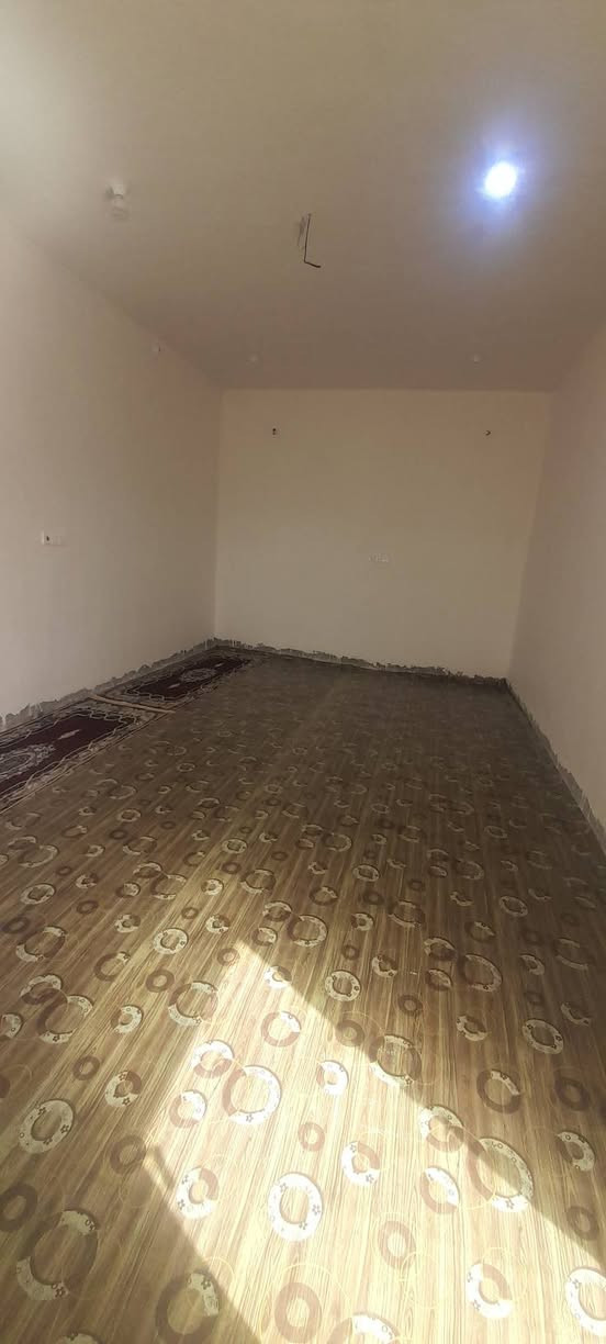 دار سكن للبيع مساحه 250 متر جاهز لسكن طابو زراعي لبيت عله نهر نهايت شارع 30 باقي تفاصيل عله تصال ***********
