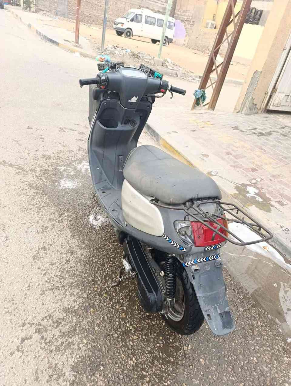 السلام عليكم
دراجة منغولي نظيفة ب250 الف وبيه مجال بسيط 
كلشي شغال بيه هندر  اشاير كلوبات قفل سكان قفل جنطة حي المهندسين ***********
