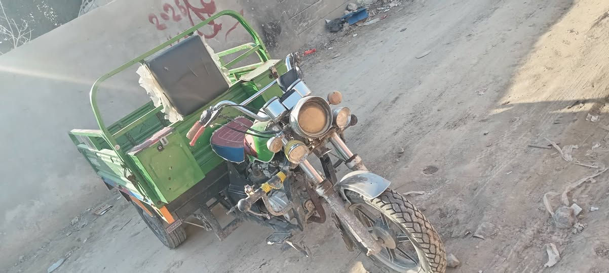 سلام عليكم ستوته للبيع صقر موديل 2021 
اوراق اصولي مليون ونص وبيه مجال بيك خير ودلل الي شراي يتصل هاذه رقمي ***********
مكاني في الشوملي
