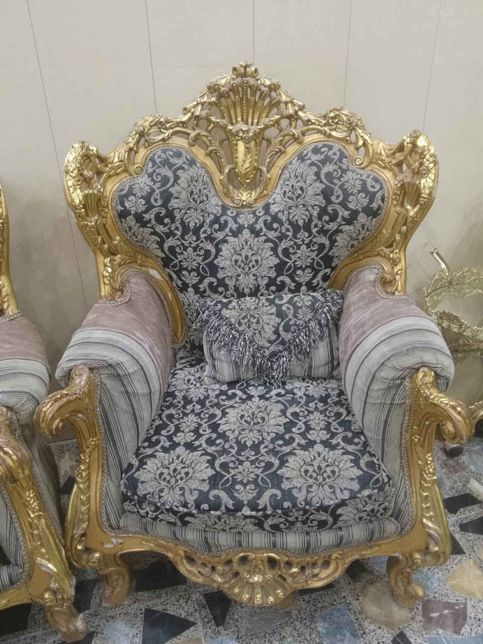 السلام عليكم تخم مصري ملكي عشر مقاعد السعى 750 مكان بغداد جديده


**إذا كنت صاحب هذا الإعلان وتريد حذفه لأي سبب، رجاءا أرسل رسالة إلى الدعم الفني**