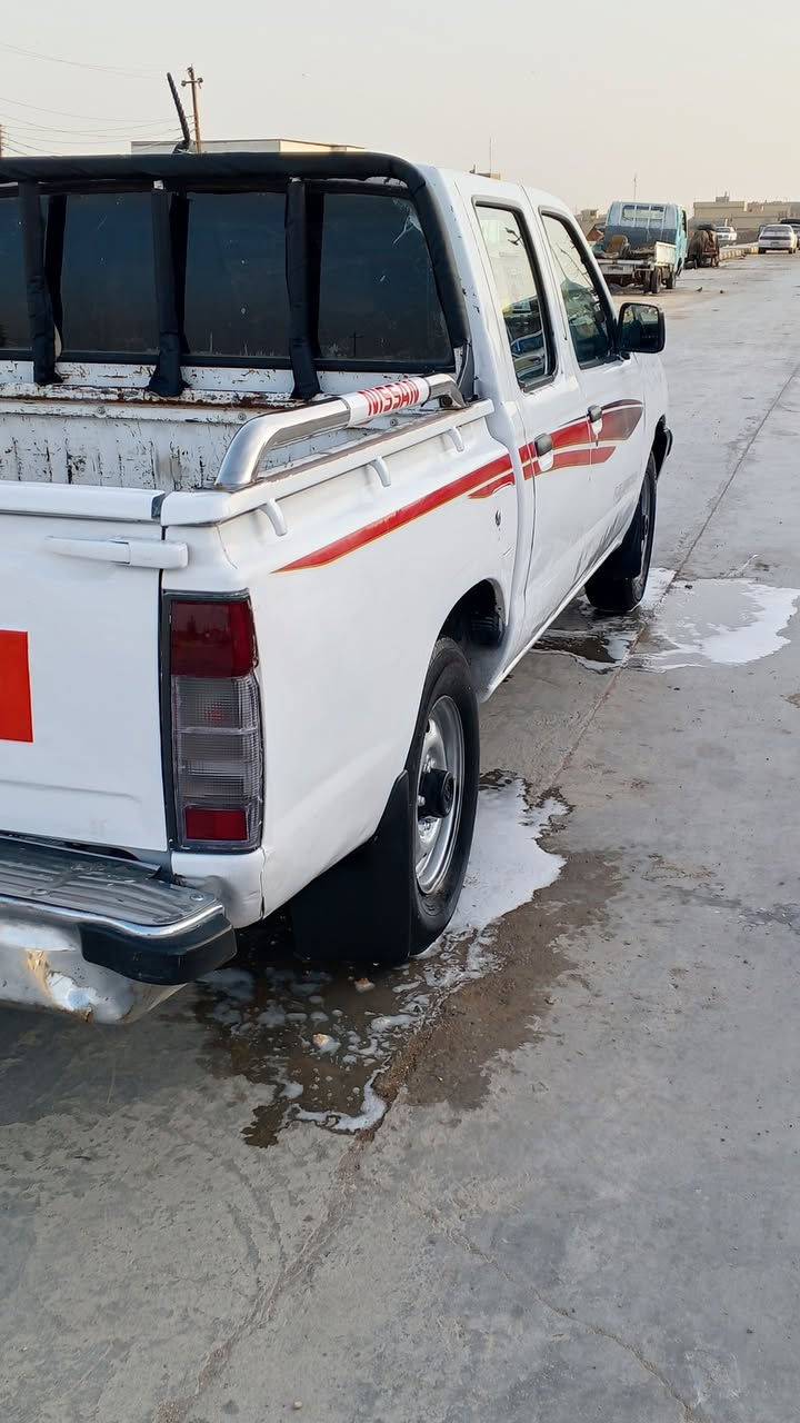 للبيع بيكم نيسان موديل 2003. مزاد وزارة الداخلية مكينه كير حدادية كهربيات دوشمه كله جاهزه سعره 53 ورقة وبيه مجال مكان ناصريه الرفاعي مكلف بلنشر ***********
