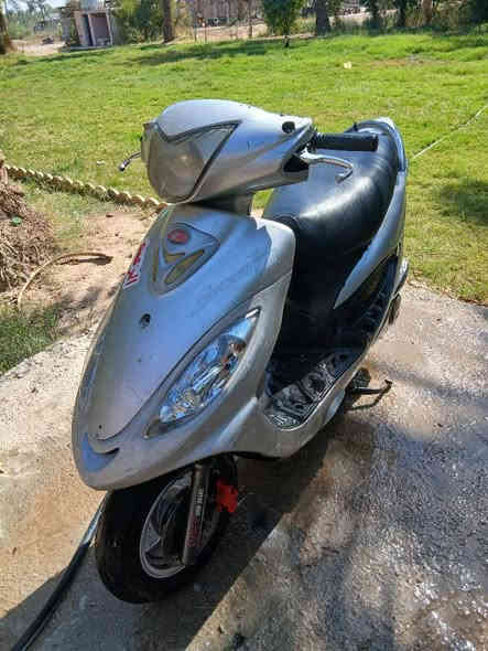 اسلام عليكم كامكو V2 مكفوله موديل 2011 الدراجه حلوه ومرتبه ما نقصها شي كامله مكمله مكاني التاجي مقابيل منشأة نصر السعر 500 وبيها مجال قليل للطيبين واني خادم ❤️‏‪***********‬‏
