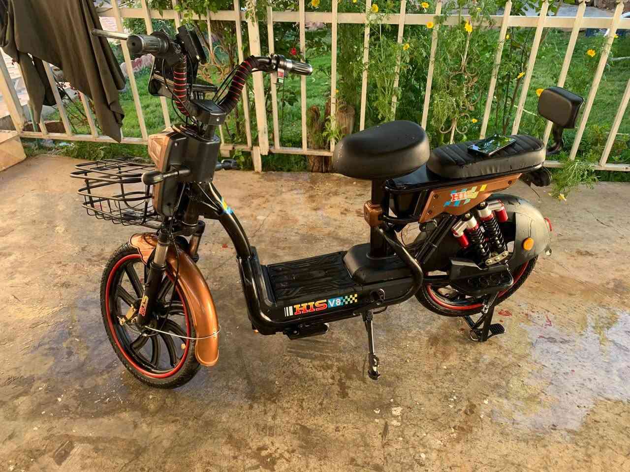 ا
السلام عليكم،

متوفر للبيع: موطور شحن حجم 20، يحتوي على 4 بطاريات (4 نمر).

السعر: 400 (بي مجال).يرهم مرواس بانزين

الموقع: بيجي حي التاميم.

للتواصل: ردخاص أو (780 704 1733) فقط وتساب


**إذا كنت صاحب هذا الإعلان وتريد حذفه لأي سبب، رجاءا أرسل رسالة إلى الدعم الفني**