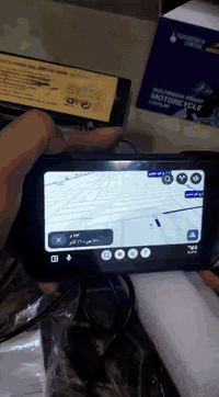 متوفر
شاشات دراجة استيرادنه الخاص ضمان
 ترهم لكل الدراجات ضد الماء والمطر تنربط  عن طريق أبل كار بلي أو أندرويد أوتو أو  الانعكاس مثل شاشة التلفزيون حجم 5 انج تطلع خرائط او  تجاوب مكالمات تعرض اغاني صوت تصير بلستيرن فيشها تجي جاهزة فقط تربط حار وبارد  تكدر تشد عليها سماعة خوذة او ايربود  طريقة التشغيل وصل 12v  توصيل موجود السعر 100الف
للتواصل واتساب ***********
