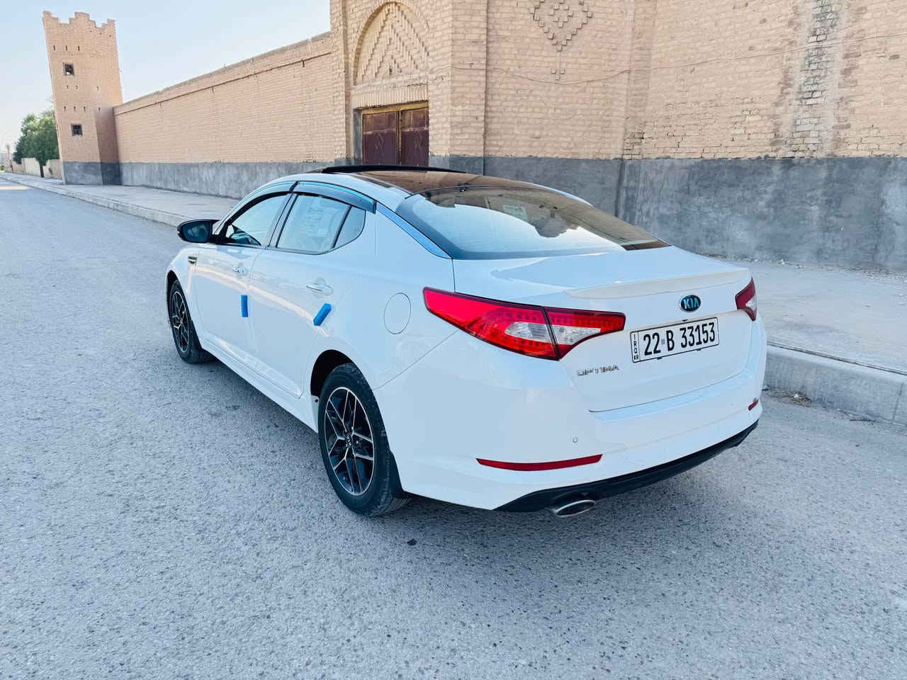 السلام عليكم سياره للبيع 
نوع كيا اوبتما خليجي مديل ٢٠١٣ اربيل دولي السياره لون ابيض السياره كفاله عامه السياره جديده وحلوه وجاهزه من كلشي من مكينه2400دوش وكير وحداديه وتخم تاير مواصفات السياره فول للاخير بصمه تشغيل  بصمه ابواب كشن جلد كشن كهربائي خزن ميموري حساسات اماميه خلفيه كامره بلاديه فتحه سقف بنوراما مري شفط وغيرها من المواصفات المعروفه السياره رقم دولي سنويه وهزه وفحص جديد تريد تحويل تريد وكاله حاضر اني السياره جاهزه ما بيها نقص 
المكان   بابل 
ماشي 165الف 
السعر 143بيه مجال 
الاتصال ***********

‭0780 555 8527‬ حلة, بابل
