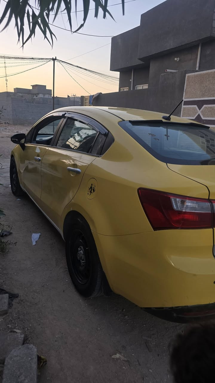 سياره كيه ريو تكسي
موديل 14 مكينه 1600 سياره جاهزه من حداده وتبريد وتخم تاير جديد  
سنويه بسمي مصفر هيئه وغرامات 
العنوان كربلاء


**إذا كنت صاحب هذا الإعلان وتريد حذفه لأي سبب، رجاءا أرسل رسالة إلى الدعم الفني**