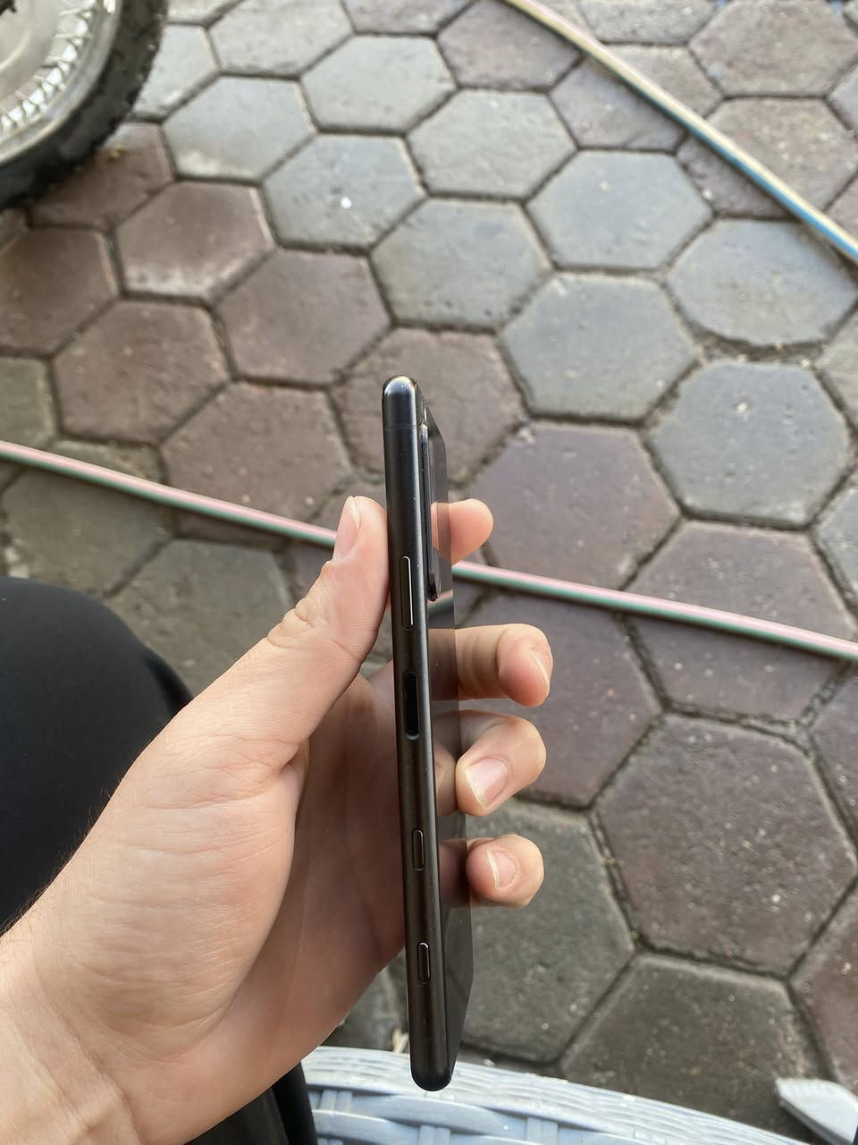 سلام عليكم شباب 
  
    سوني 5 مارك 3 

 Sony5 Mark3

    جهاز حيل نضيف و عالية المواصفات و معالج ( Snap Dracon8) يشغل 90 فريم للبيع او مراوس شراي يجي خاص او اتصال ع رقم ***********
