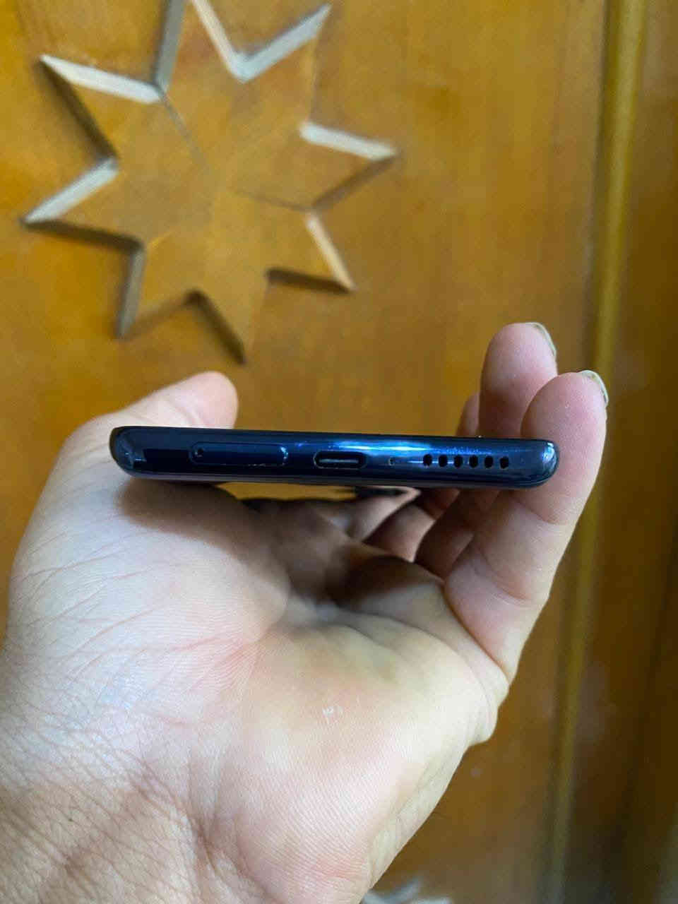 السلام عليكم
motorola edge X30 5G
 موتورولا ايدج X30 غراضه كامله شاحنه 68 واط شحن سريع
الذاكره 256   
الرام 12+12
مواصفات الهاتف : ياخذ خطين
-الشاشة: معدل تحديث 144 هرتز.
-المعالج: Qualcomm Snapdragon 8 Gen 1.
-البطارية: 4800
-الاتصال: يدعم شبكات 5G.
الكاميرا: تصوير. 8K
نضافة 100 قبل 5 اشهر فاتحه كارتونه مكاني بابل
السعر 280 بيه مجال رقمي ***********
