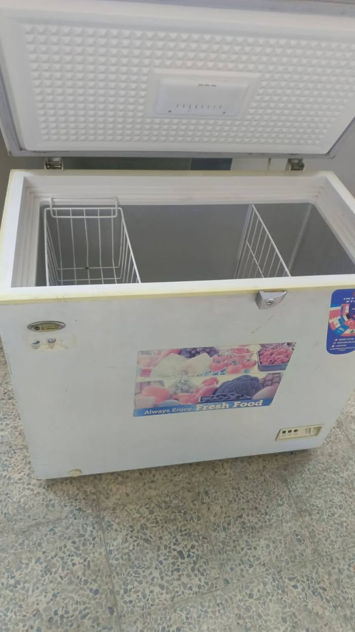 سلام عليكم غراض مستخدمات نضيفات جداً شغالات عل فحص وضمان اختار صوره وراسل متواجد  واتساب عموان بغداد حي اور  يوجد خدمة توصيل عل فحص وضمان 
***********
#الجميع
