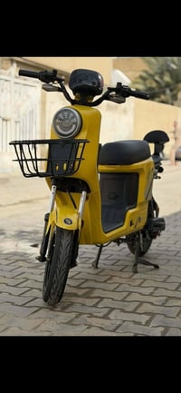 من رخصه الادمن دراجة شحن R9 كلش جديدة السعر 400 وبيه مجال الاتصال على ...