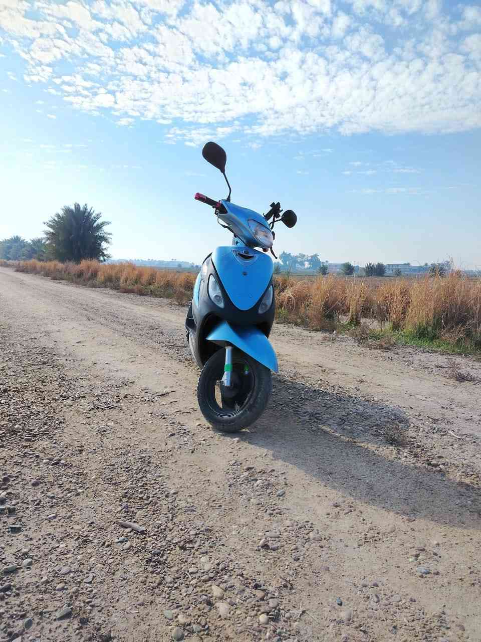 سلام عليكم دراجه ماكس منغولي أريده امراوس ابيراني نضيف التواصل ***********
