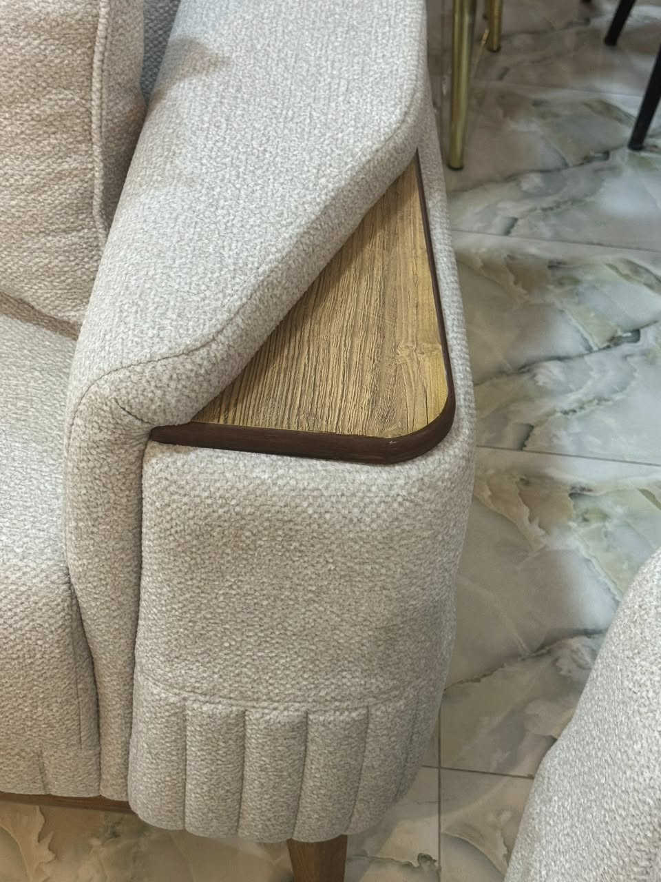 أقساط مريحة جداً تبدأ من 50 ألف 💸
شركة ديڤان – قنفات وديوان تفصيل حسب الطلب
راحة ✨ فخامة ✨ ذوق عالي
ننفّذ على ذوقك من الألف للياء
ألوان، قياسات، وأقمشة تختارها بنفسك
جودة عالية وأسعار منافسة
للي يحب التميّز ببيته 🏠🤍

📍 العنوان: شارع العام – ركن مستشفى توركي
📩 للاستفسار راسلنا خاص
***********
