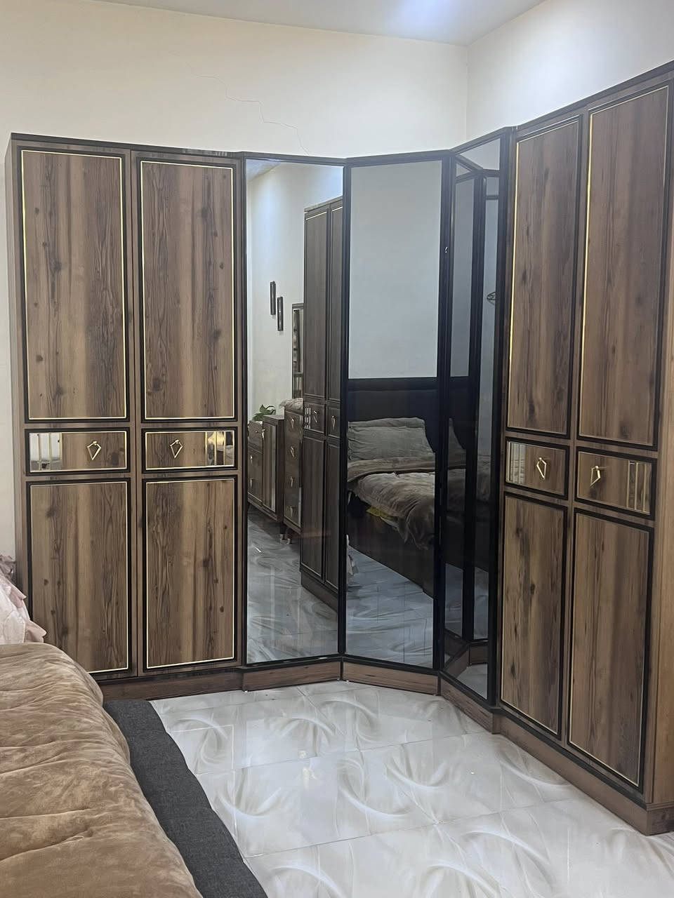 غرفة ومكتبة للبيع ٨ قطع العنوان بغداد الشعب حي البساتين


**إذا كنت صاحب هذا الإعلان وتريد حذفه لأي سبب، رجاءا أرسل رسالة إلى الدعم الفني**