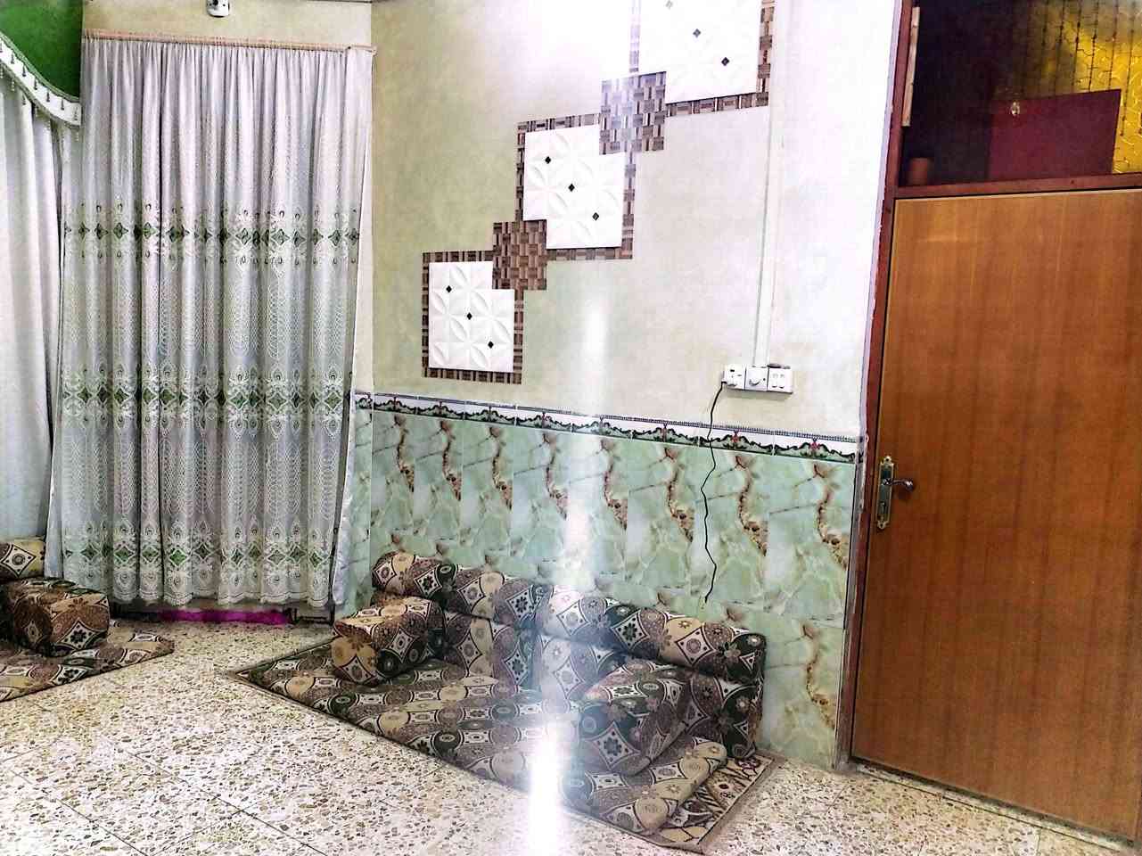 السلام عليكم
بيت زراعي للبيع

المساحة 120 

كونكريت مسلح بناء حديث

غرفة استقبال + غرفة نوم + مطبخ حار + مطبخ بارد + صالة + صحيات

الموقع خلف حي الشرطه ( البيكات)  الغرع الاول ثالث بيت عل الشارع مقابيل دائرة المجاري وفريب عل الامام العباس

اتصال عل الرقم ***********
او مراسلة الخاص @
