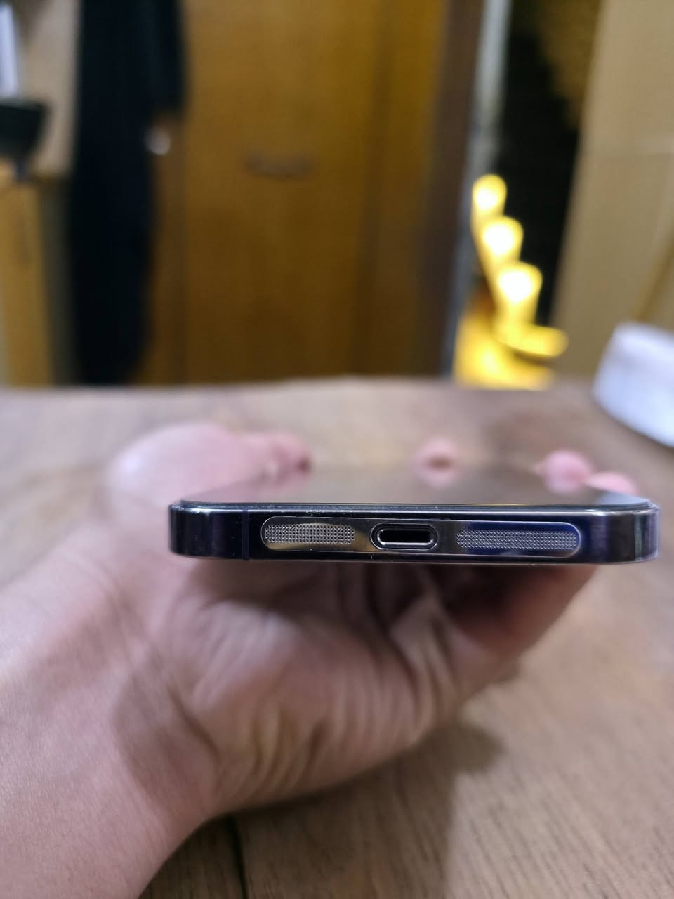 سلام عليكم  14 pro max للبيع
ذاكرة 128 بطارية 79 السعر 750 وبي مجال 
الظهر مالته مكسور 
بغداد الحسينية 
***********
