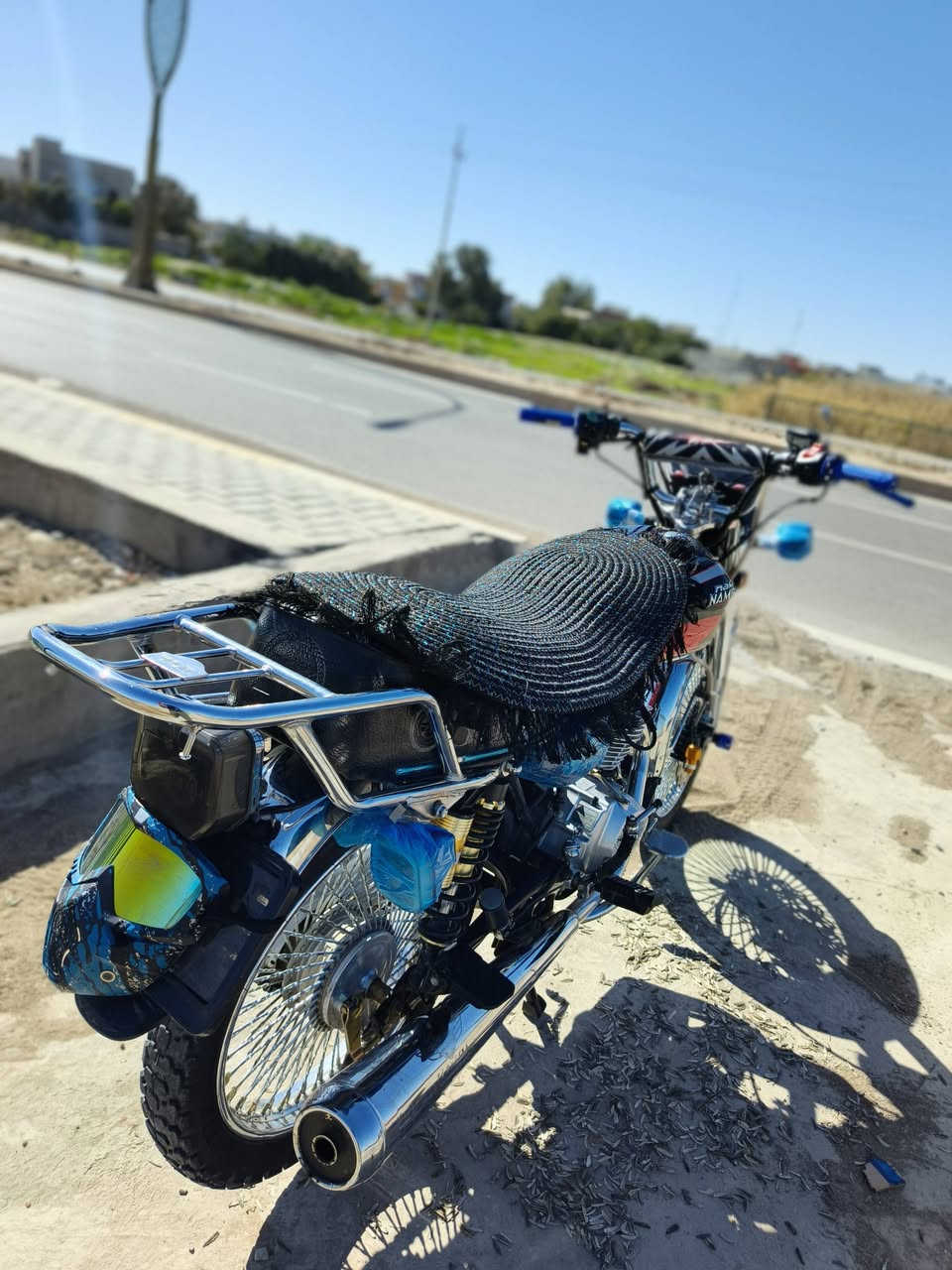 سلام عليكم مستعجل  فقط كور مفتحو او مشدود كلشي ممبدل بي كلها ابلاد اي عيب مابي 600 بي مجال هاذه رقمي ***********
