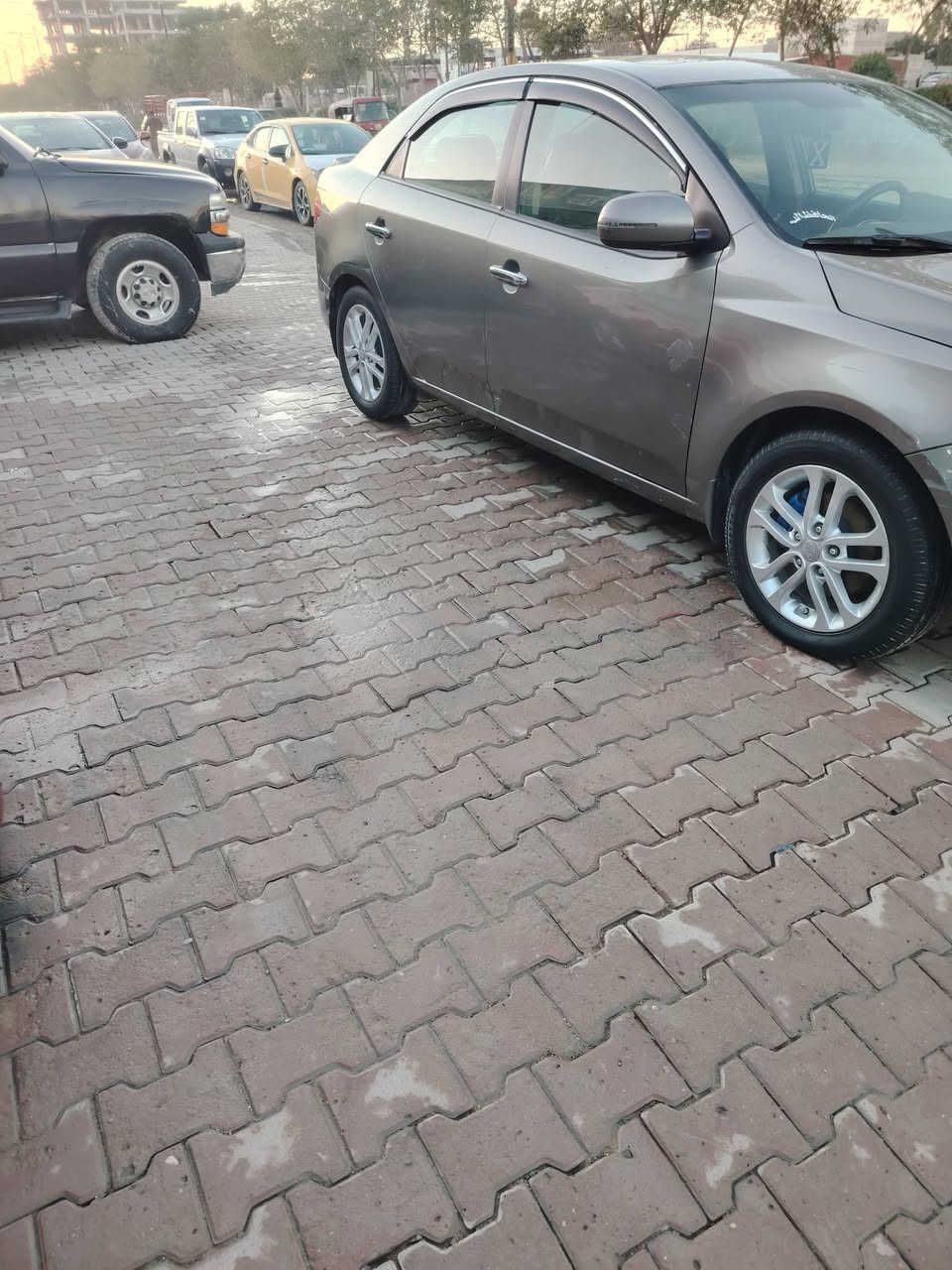 بسم الله فورتي موديل ٢٠١٢وارد أمريكي حادث بنيد وجاملغ محرك ٢٠٠٠دوش تخم تاير صدر تبريد كير محرك كلة جديد رقم ديالى ألماني هزة سنوية ورقم جديد السعر٩٥ وبيه مجال العنوان بعقوبة للاتصال ***********
