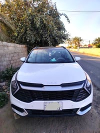 سبورتج 2025 مكفوله اخذته زيرو فول مواصفات ماشيه 15الف اله سعر 250 مكان...