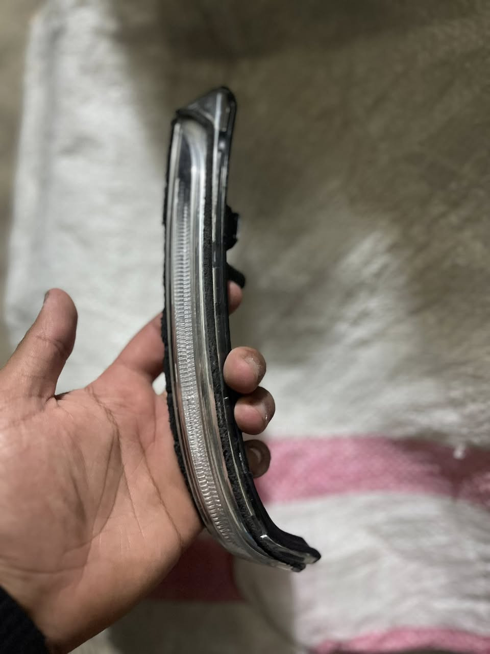 قيم و اخذ 
عنوان بغداد 
*********** 
بوش اصلي اصلي 
كتف مراوح 
اشاره LED مرايه يرهم 2016 2017 و كول الموديلات
