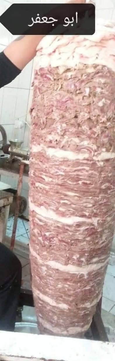 سلام عليكم خلفة شاورما دجاج ولحم قديم وخبره درجه اولى شكل وطعم وكافة الصلصات وعلى التيست بحاجه الى عمل سكني بغداد الشعب رقم ***********والتوفيق الدائم للجميع يارب متواجد خاص
