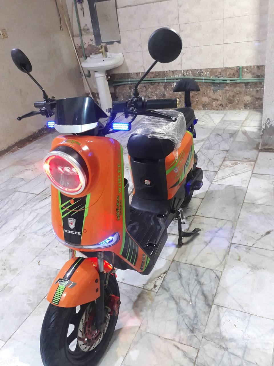 السلام عليكم دراجة شحن R11 الدراجة جديدة بمعنى الكلمة مديل 2026 استعمال قليل من لبيت للمدرسة فقط الدرتجة جديدة بطاريات كبار ونلي 32  امبير ملف 2000 نحاس اصلي وحقيقي تمشي 109 وحقيقي 80 او 85 الدراجة نضيفة السعر 625 وبيهة مجال حك الجية وترهم مراوس مكاني ابو الخصيب ***********
