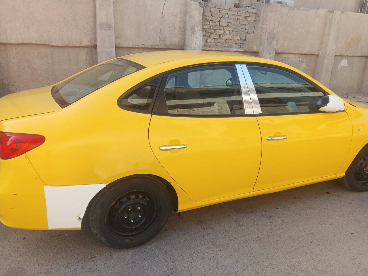 سلام عليكم افانتي مديل (10) ادوات ترايك وين ماتريد مكينه كير تبريد تدفئه بلكشنات تحكم سترين سياره كما واظح بلصوره بيه ظربه جنطه كلش خفيفه متومه طبق الصل بغداد رقم اصلي شرط سنويه شرط اصلي علا شاصي سنويه لل28 مكلف بلنشر سياره مكانه  بلناصريه *********** السعر(37) شغل باجات
