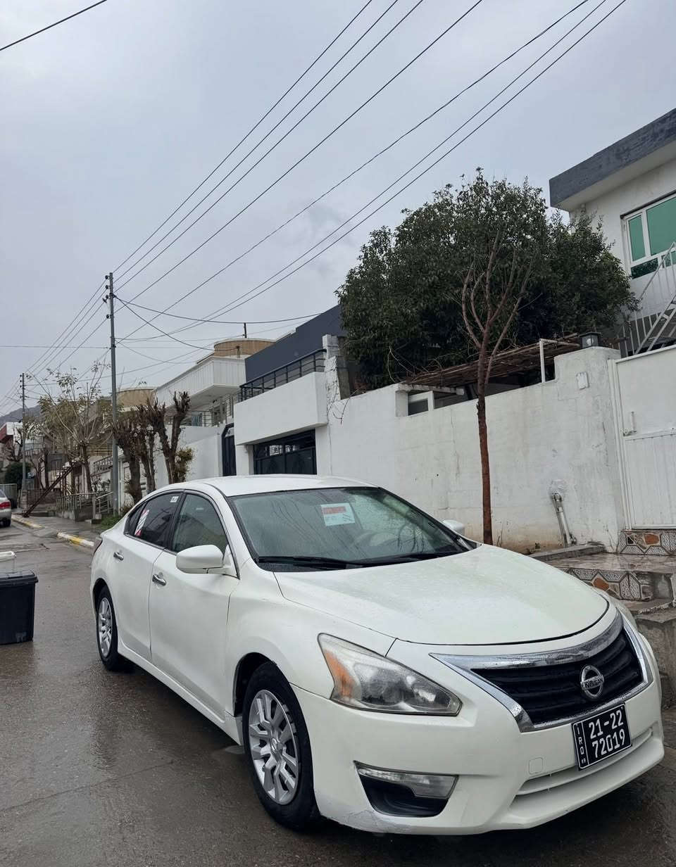 فرۆشتن یان گۆڕینەوە لەسەر دلگرتن
ئاڵتیما بڕاوە ٢٠١٣ ٤ بستۆن ناوزەرد 
گێڕو مەکینەو کارەبایو تەبرید بەشەرت
بێ مەسرەف رۆنو هایدرۆلیکیشی گۆڕاوە 
٤٥$قفلی 
کۆدی بۆ کراوەو ساحێب کۆدمەوجودە 
شوێن دەربەندیخان - سلێمانی 
***********
