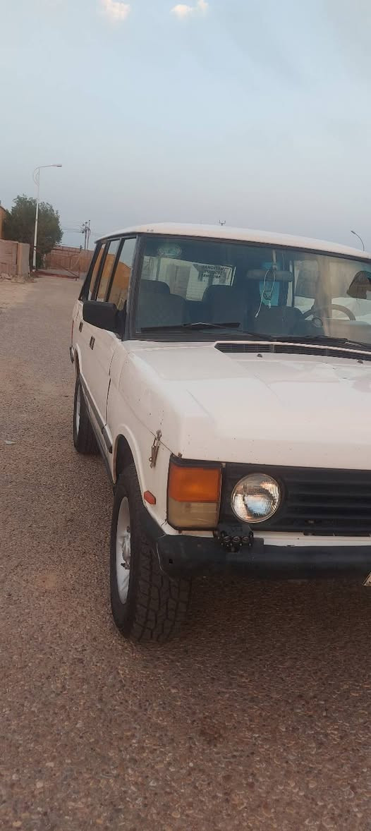 سلام عليكم رانج لوفر للبيع بلادي مكينه وكير جدد اكسنات جدد منضومه غاز جديده رقم يبسمي لل٣١ السعر ٥٥ شرط الديره مكاني ميسان 
***********
