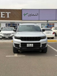 جيب ٢٠٢٤ السيارة ٧ راكب حادثه موضح با صور ٣ قطع سيارة مال شهداء بعد بح...