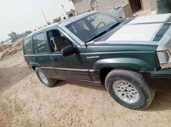 اسلام عليكم جيب شاروكي للبيع رقمه فحص نينوى مكفول دوله وعشاير صاحبه ماندله
موديل 93 اسعر23وبيه مجال المكان الضلوعية الاستفسار ***********
ملاحضه عتذر علرد الخاص
