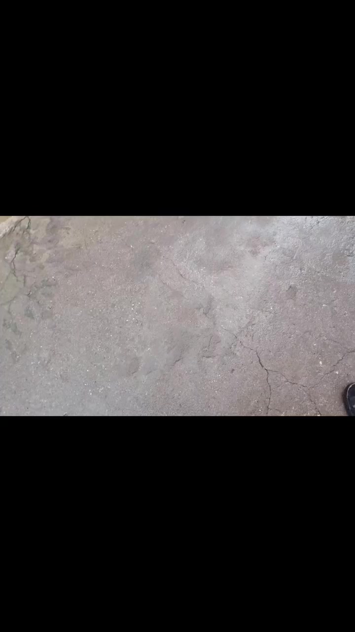 اسلام عليكم سياره سيابه اللبيع شرط التحويل من الشرعي غرامت صفر هياء 300كربون بيه صاقط السعر23وبيه مجال الستفسار على هذه الرقم: ***********
