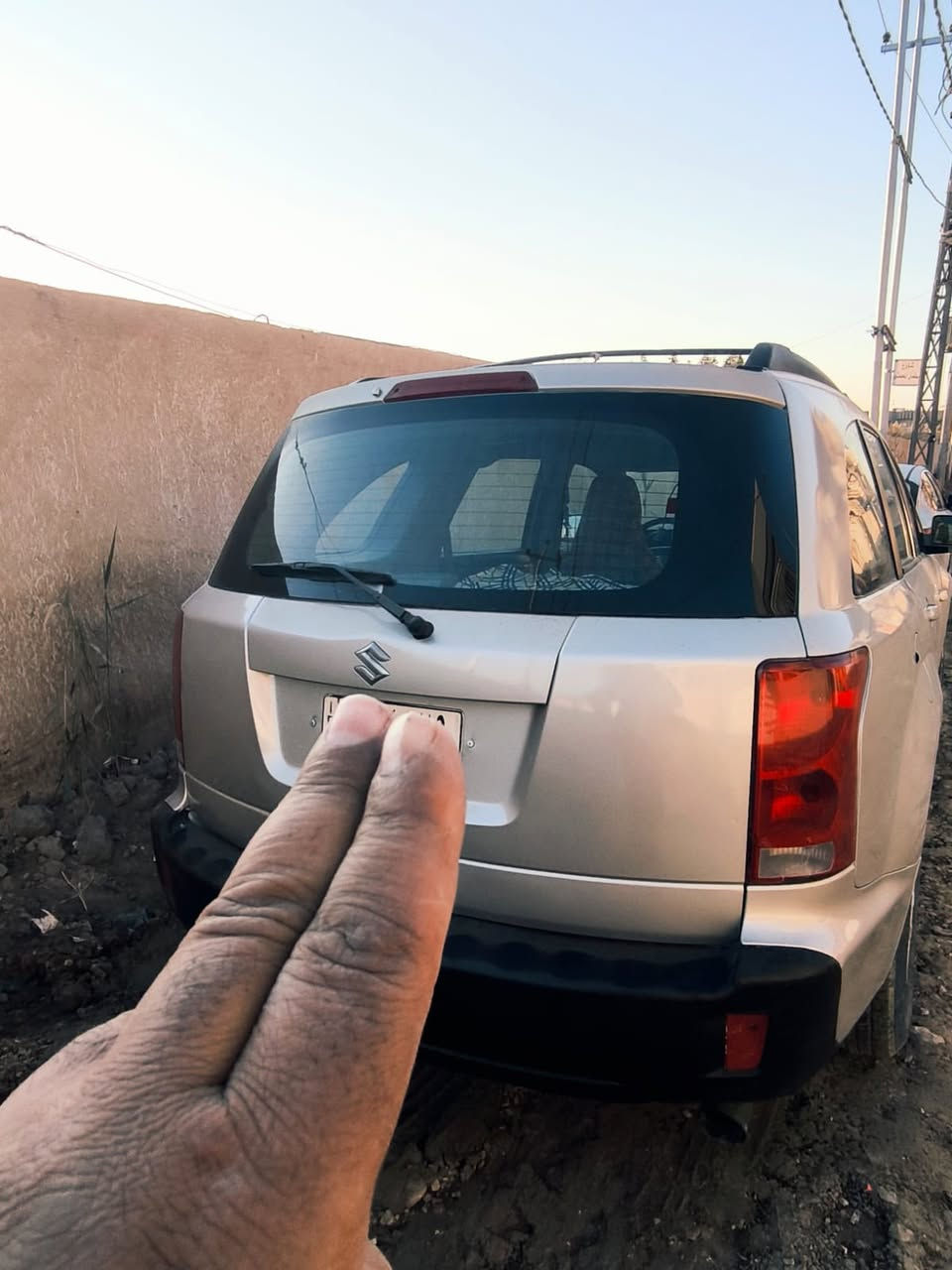 السلام عليكم سازوكي XL7 2007 مكينه وكير وتبريد 3قطع وتخم تاير وباتري  كله جديد  7راكب
مصبوغه احزام جماليه وبيها جاملغ الأمامي عكس السايق بدل رقم بغداد بسمي تحويل مباشر السعر 65$ الراغب يتصل على الرقم وبي وبي واتساب ***********
