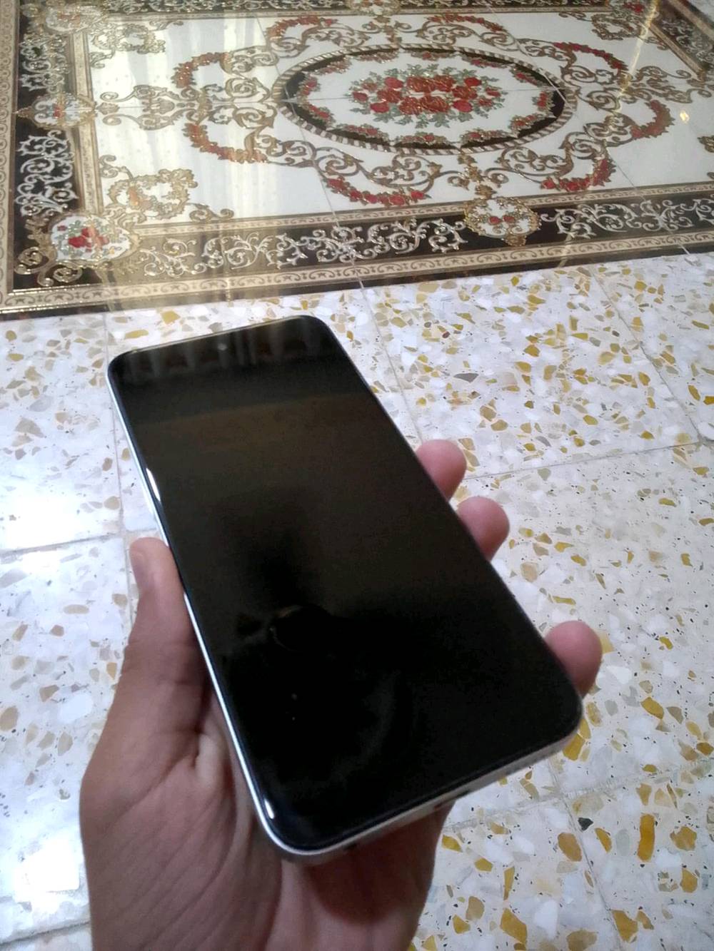 تكنو سبارك كو وان 
مبايل مال بيت
نضافه100%
بطاريه طول يوم كامل
ذاكره 128
الجهاز بـ175 قفل