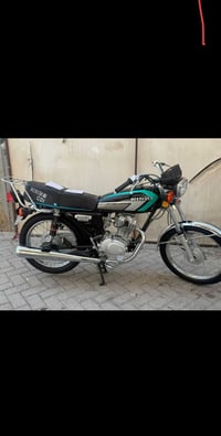 تايكر  نظيفه كلش مكفوله محرك 150 موديل 22 اوراق كامله   سعره 250   اتص...