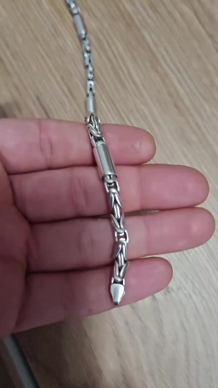 مكاني بغداد ساحه الاندلس
الوزن ٧٦ اغرام 
٣٥٠ الف قفل ميعجبك لتعلق ولا تجي خاص نهايتها ٣٥٠ الف


**إذا كنت صاحب هذا الإعلان وتريد حذفه لأي سبب، رجاءا أرسل رسالة إلى الدعم الفني**