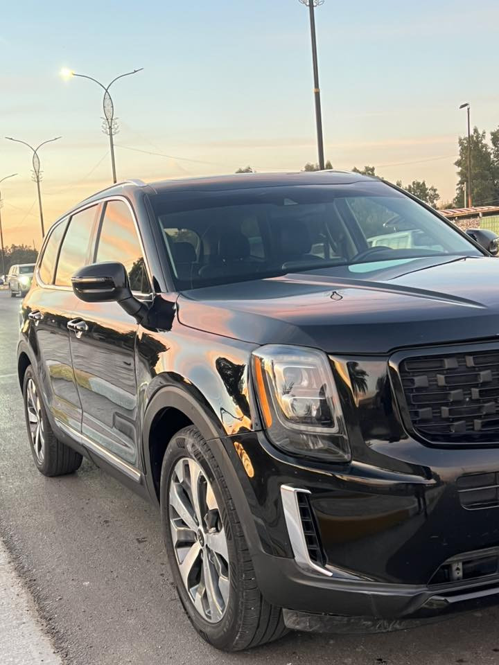 السلام عليكم كيا تورلايد 2021 مواصفات فول 1/1 ماشيه 30mi
السعر ( 220 $ ) مكانها بغداد *********** 
وارد امريكي حادث جاملغ وبنيد بدون دواخل محرك وكير مكفولات مواصفات / فتحه سقف/ كشنات vip منفصل / كشنات جلد تدفئه + تبريد / بصمه تشغيل + بصمه ابواب 
شاشه ابل كار بلي / رادارت امامي وجانبي / مري شفط / ترحيب 
سايد بريد بصمه / صندوك كهرباء / كشنات كهرباء / شاحن لاسلكي وبعد بيها كلش هواي مواصفات السياره جديده وجاهزه 
وكل نقص مابيها تحويل مباشر الشراي يتصل
