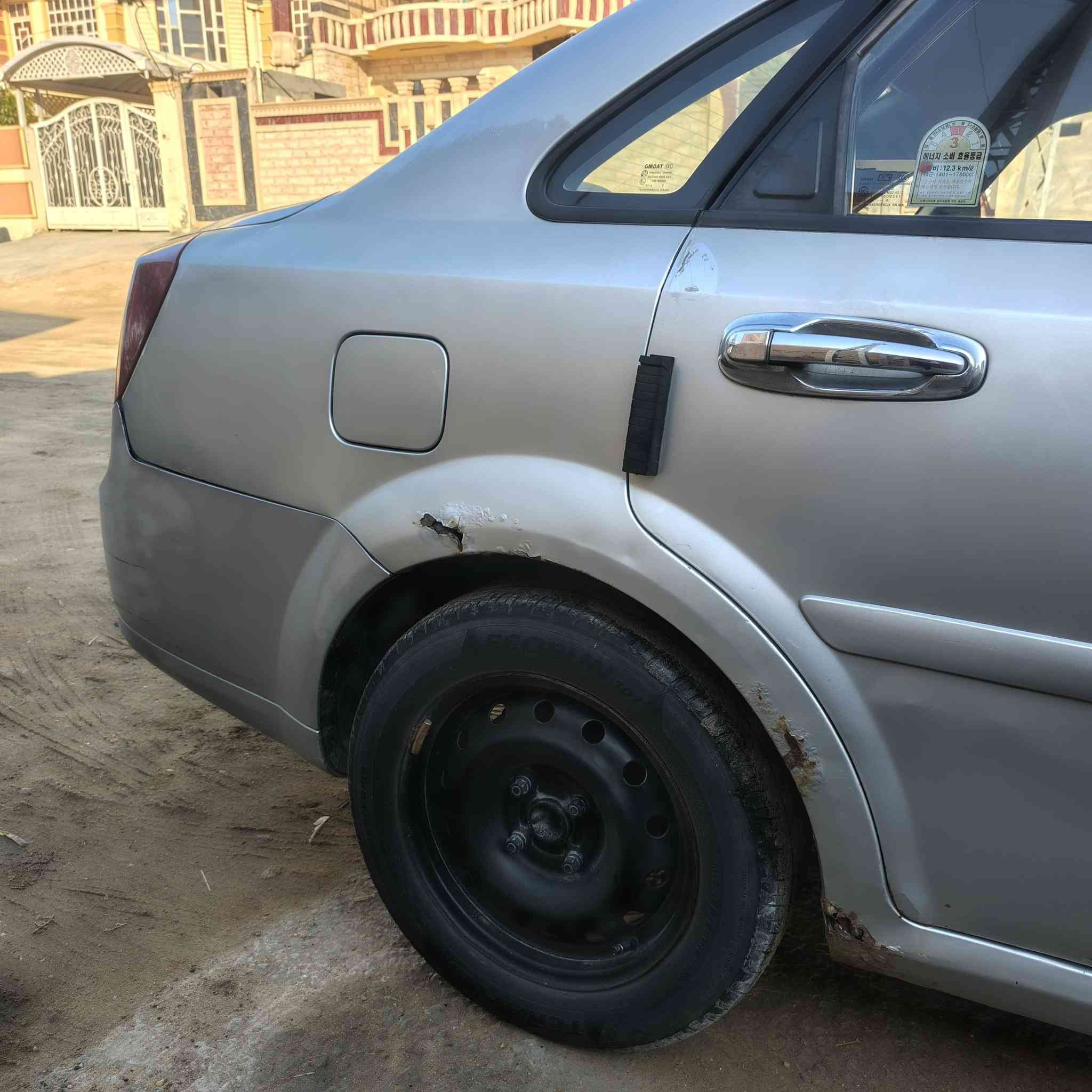 السلام عليكم 
دايو الاستى, 2008 مكينه حاويه كير مكفول تخم تاير تبريد تدفئة كلشي شغال كشن جلد تدفئة الأمامية السياره ما ناقصه شي صدر جديد. السعر 62. بي مجال تعال شوف وتدلل مكان *********** السياره الفلوجة
