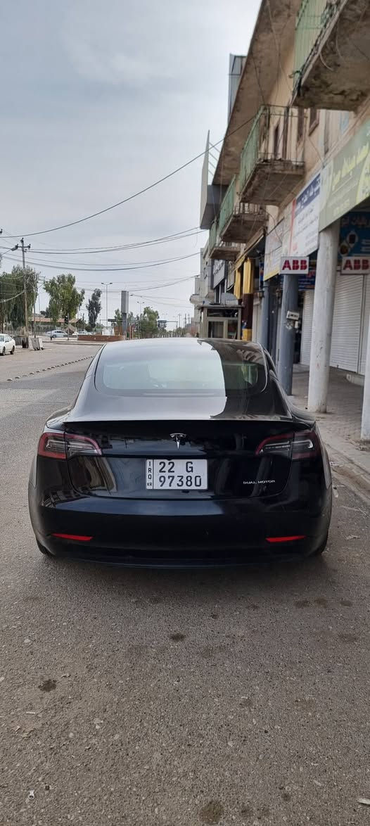 Tesla dual mator 2022 long range تسلا ٢٠٢٢ دبل   ماطور ١ قطعه صبوخ جاملخ خلفي بدون ايرباك ***********سعر ١٧٨ ورقه
