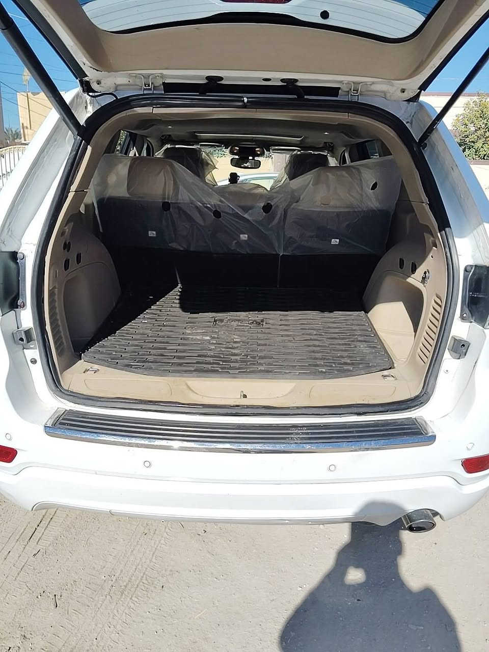 للبيع جيب لمتد موديل 22
رقم بغداد بسمي 

السعر 170 

العنوان بابل الحمزه الغربي 

للاتصال ***********
