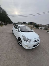 هـونداي اكسنت 2013 خليجي السيارة نضيفه كلش ماشيه ١٨٦ مكفوله كفاله عامة...