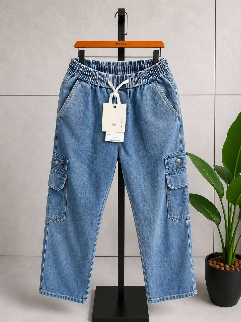 ازياء اوراس المنسي للالبسه والاحذيه الرجاليه 👔 👖 
عروض واسعار مناسبه ....... توفر توصيل جميع المحافضات 🚕 العنوان بابل سوق الحله عماره الفيحاء  مجاور التجهيزات الرياضيه مقابل ساحه الاحتفالات  ....... للتواصل عبر الارقام 
📞 *********** واتساب
